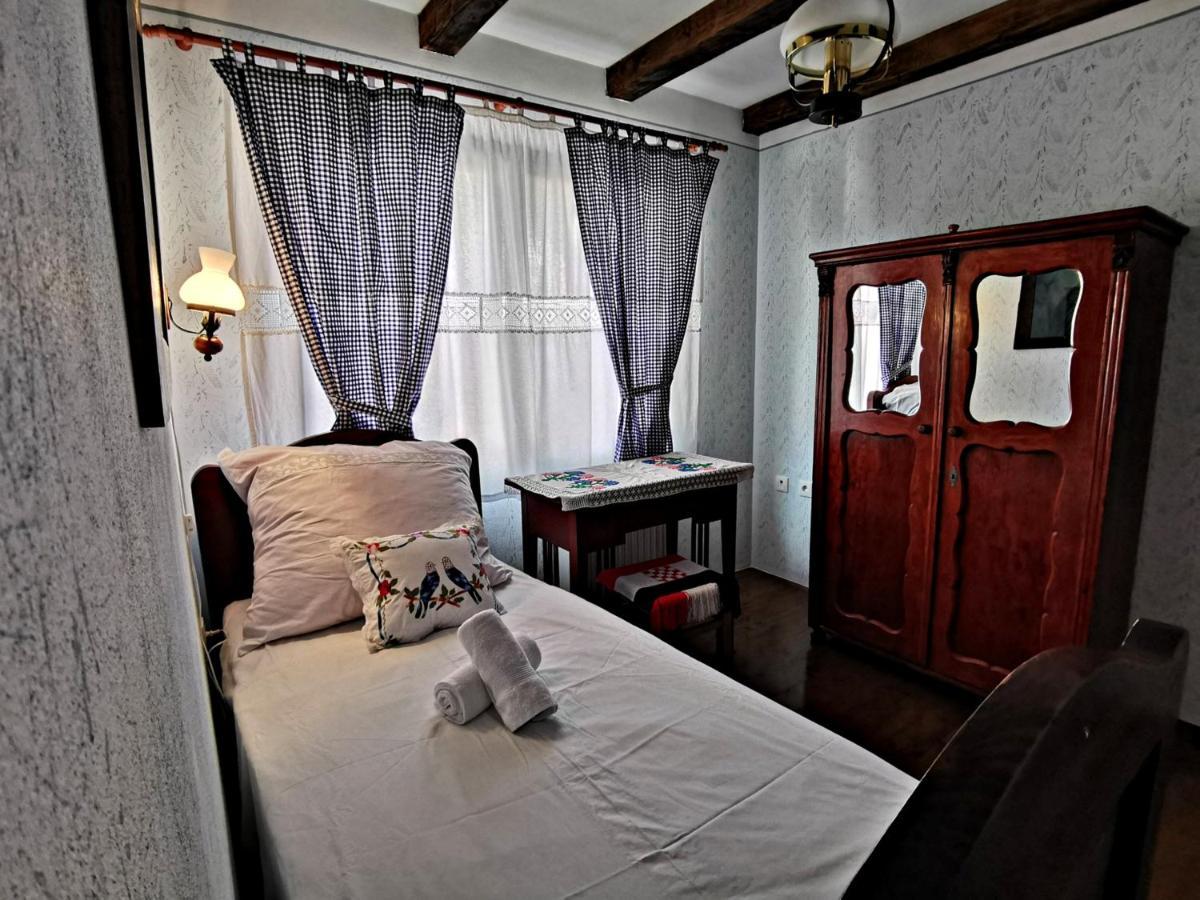 Apartment Slavonska Kuca Pleternica Exteriör bild