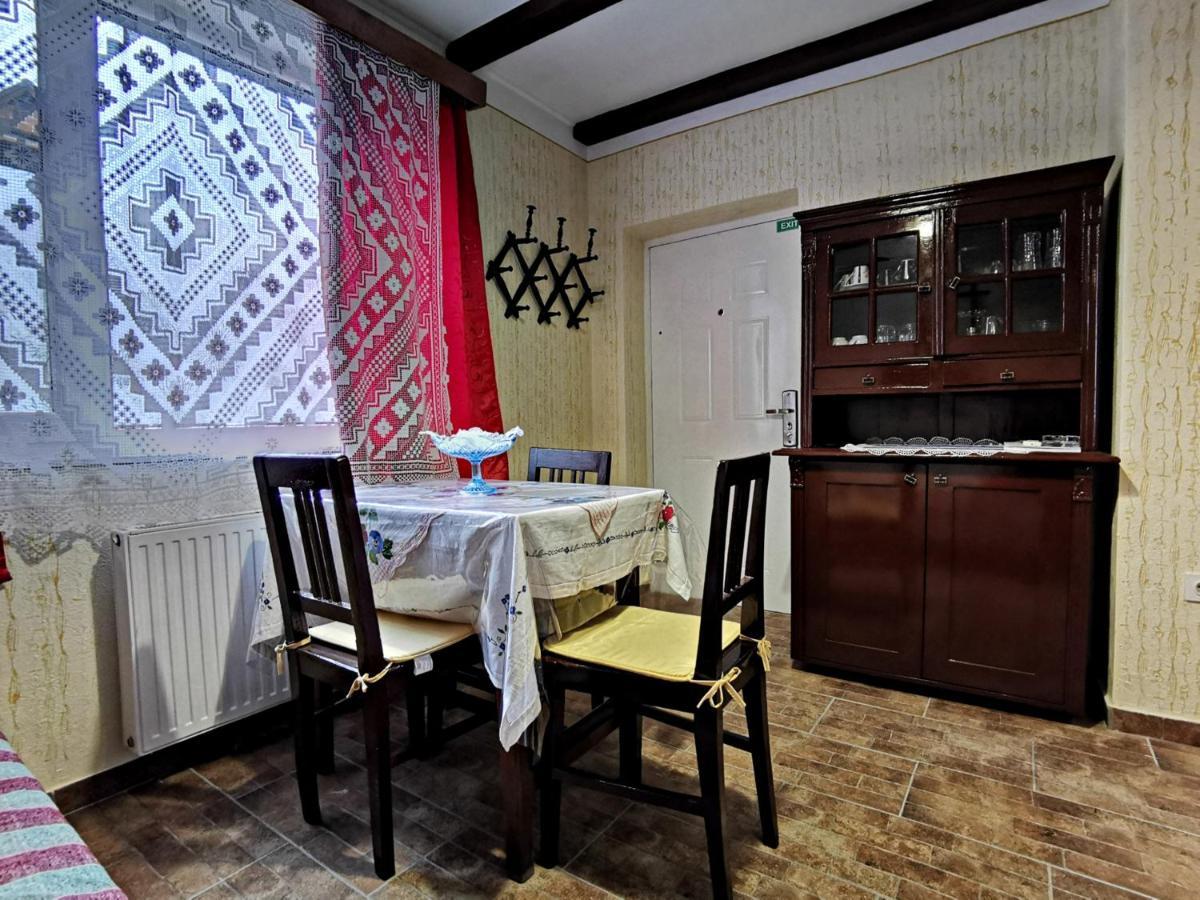 Apartment Slavonska Kuca Pleternica Exteriör bild