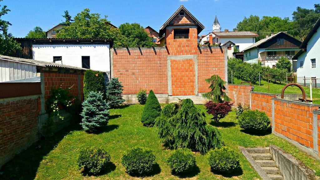 Apartment Slavonska Kuca Pleternica Exteriör bild